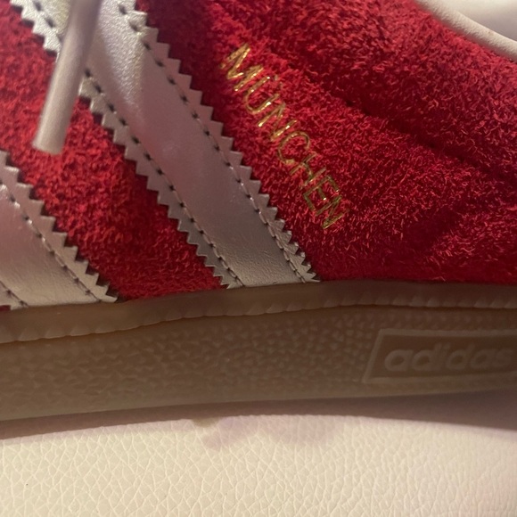 Adidas Munchen Trainers - Picture 2 of 10